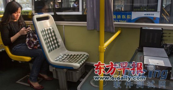 上海公交WiFi悄然上岗:车内信号尚不稳定 - 5